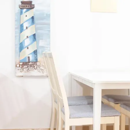 Olympia Flat 201 라르나카