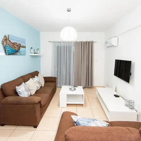 Olympia Flat 201 Апартаменты Ларнака